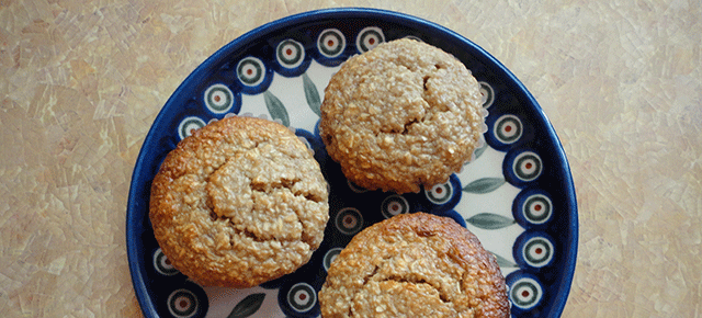 Super easy flour-free banana muffins!