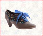 This is the closest internet picture I could find to the shoes I was wearing. Totes cute, believe me, I'm aware. 