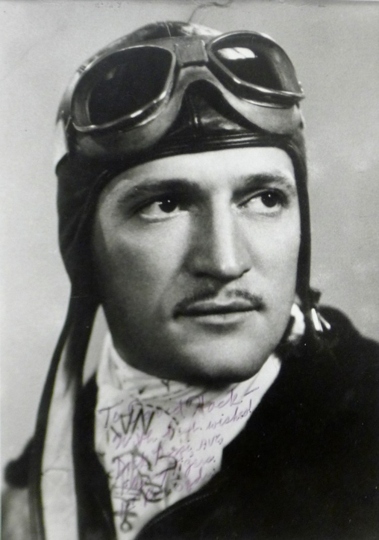 dick-rossi-aviator-scarf