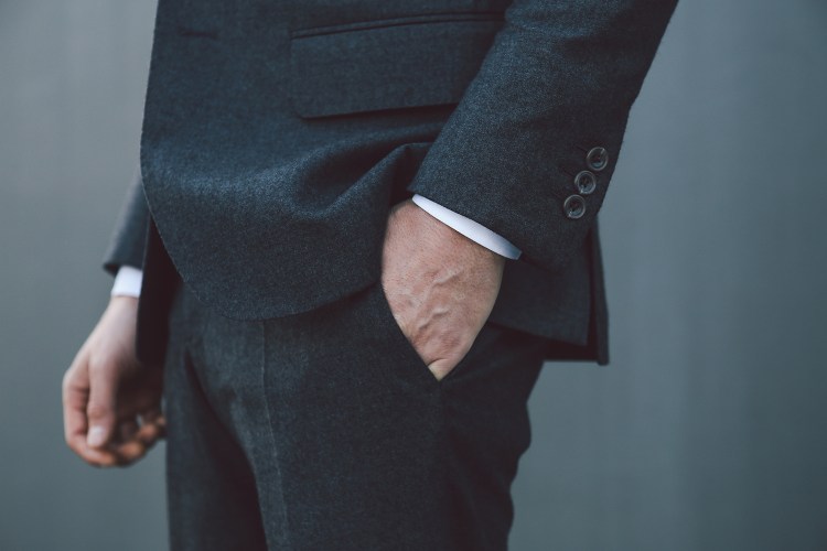 Huckberry_Wedding_Shop_How_to_Fit_a_Suit_wrist